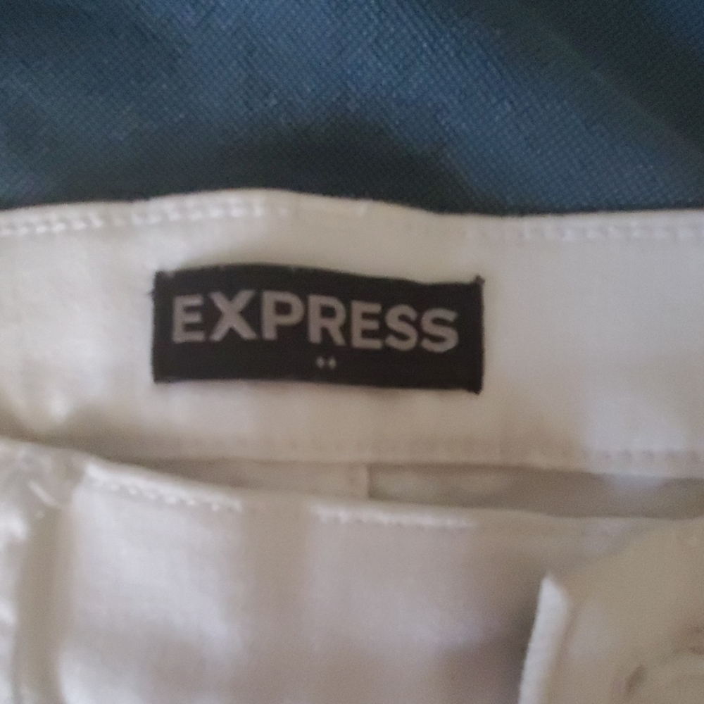 Jeans - Picture 2 of 3